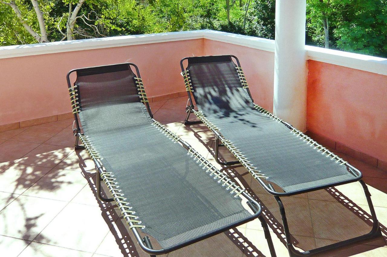 Apartments Ljilja In Privlaka, Near Sandy Beach Privlaka  Εξωτερικό φωτογραφία
