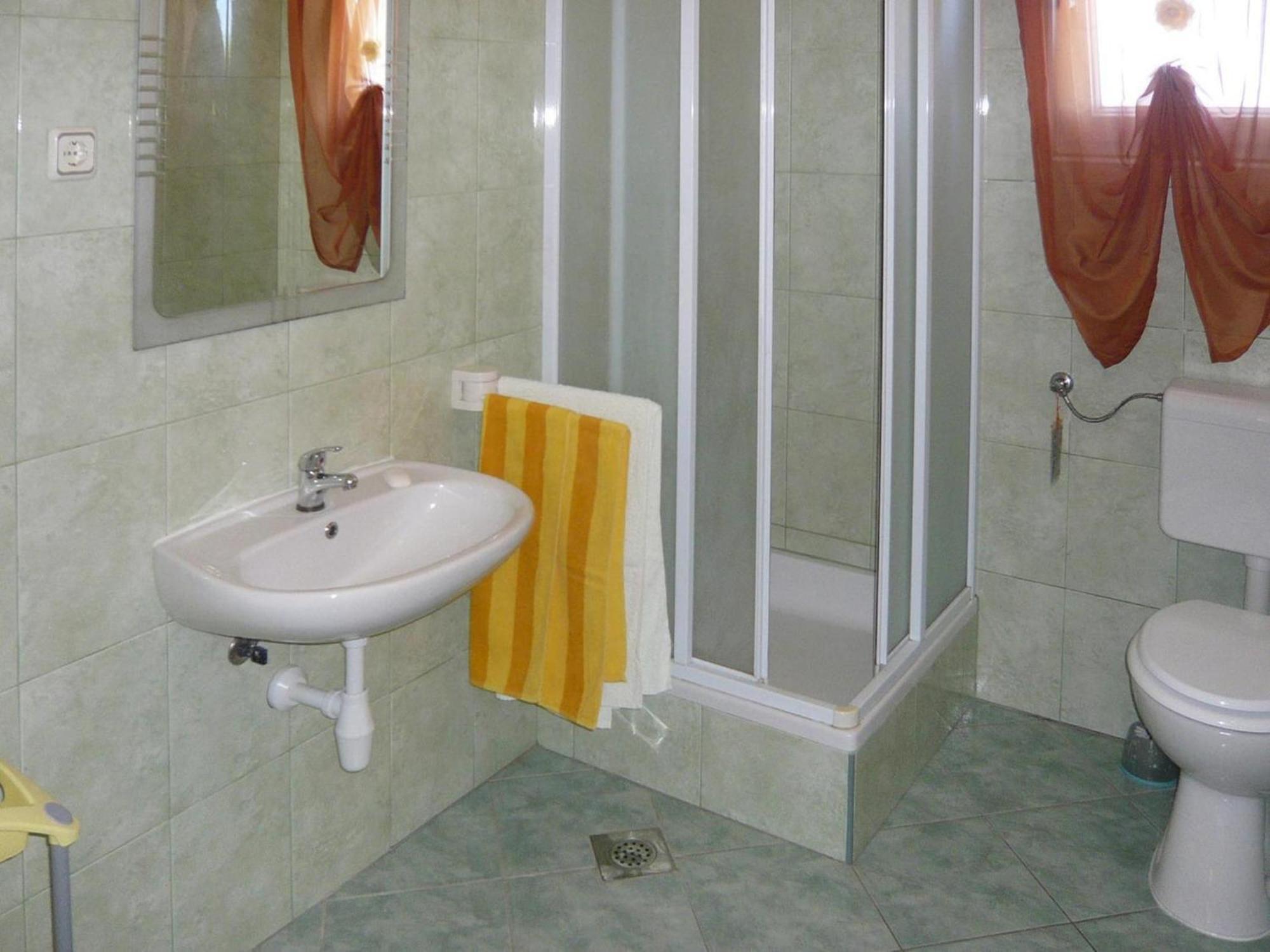 Apartments Ljilja In Privlaka, Near Sandy Beach Privlaka  Εξωτερικό φωτογραφία