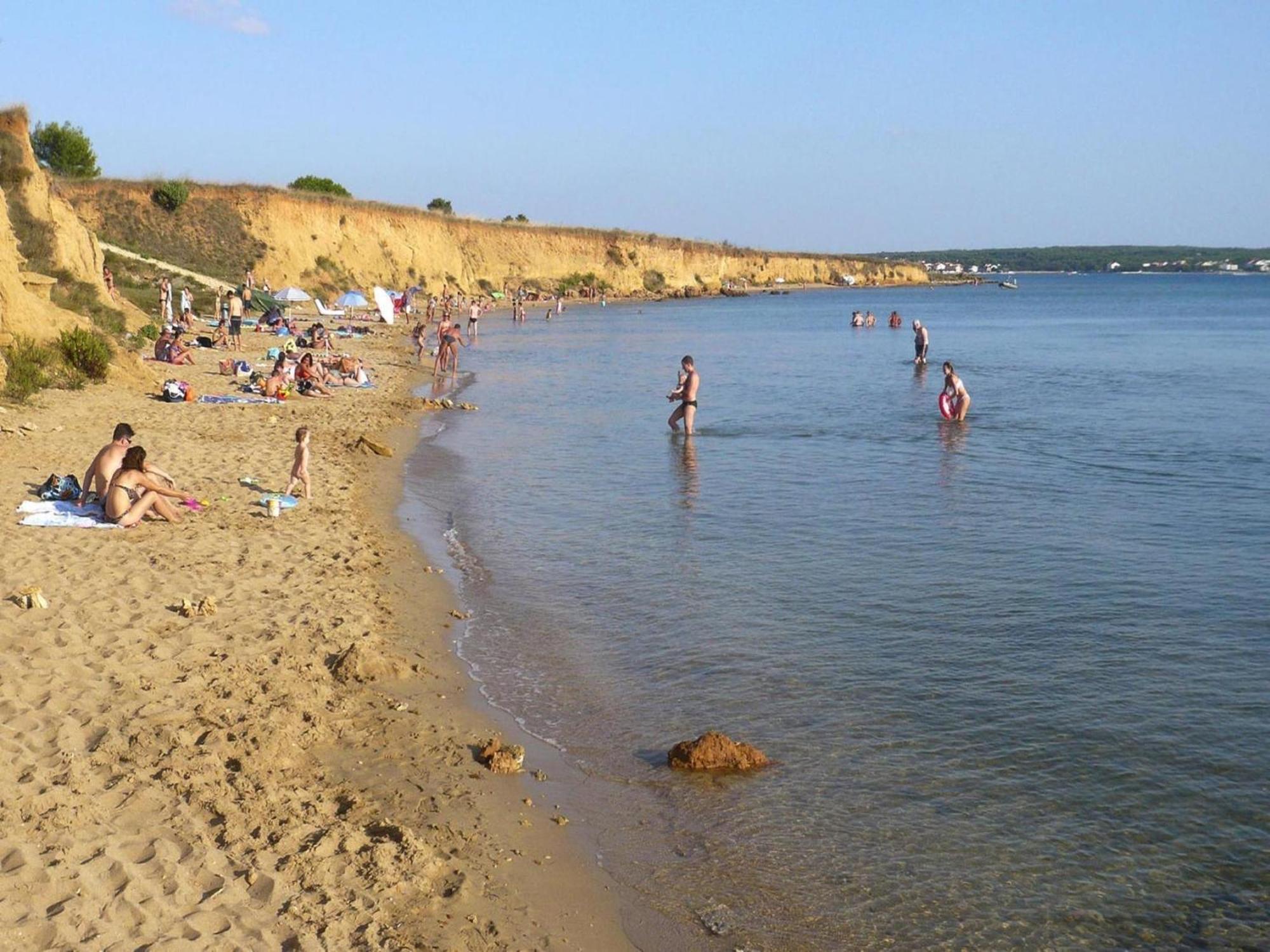 Apartments Ljilja In Privlaka, Near Sandy Beach Privlaka  Εξωτερικό φωτογραφία